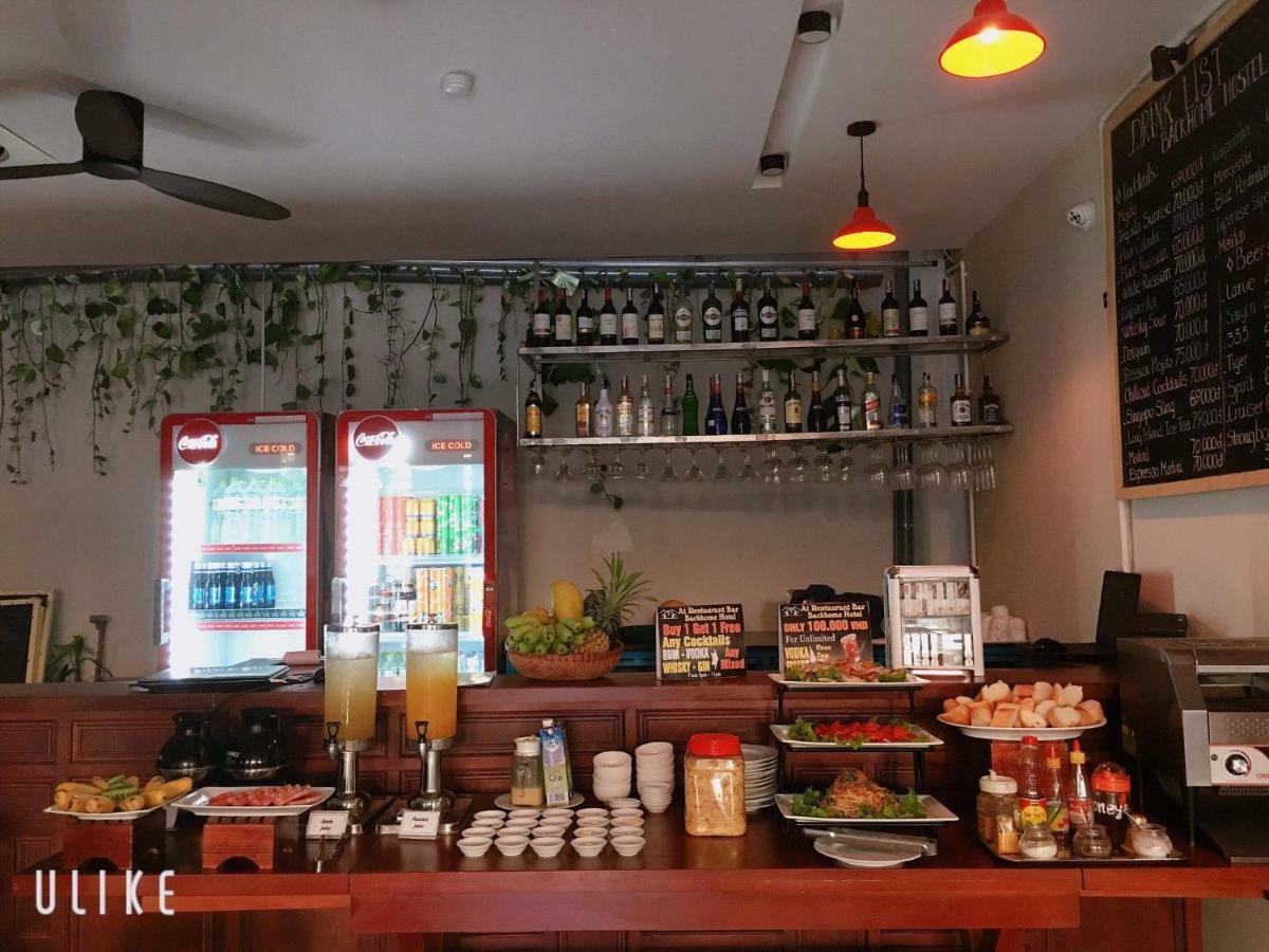 Backhome & Bar Auberge de jeunesse